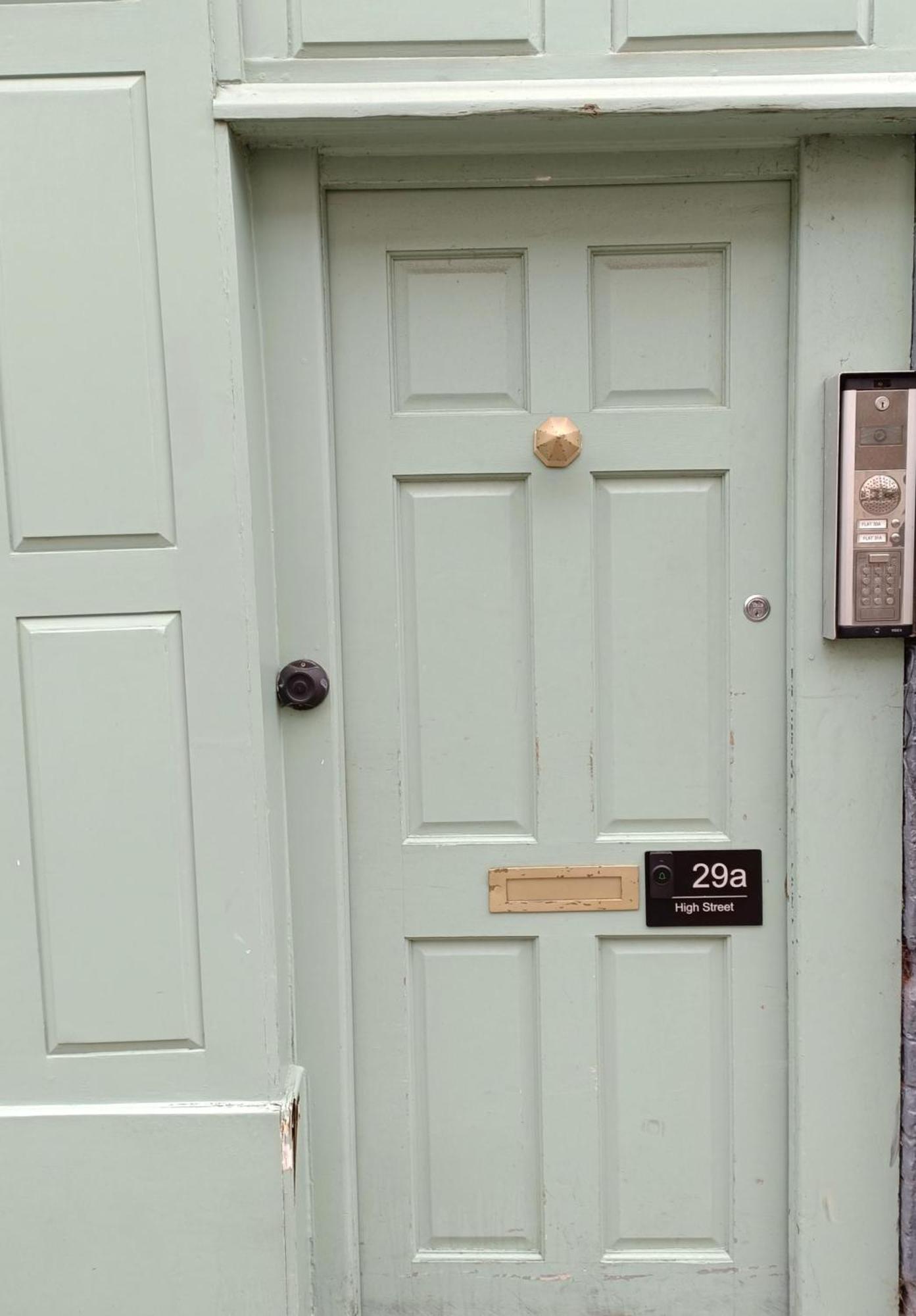 Whitchurch High Street Hideaway Exterior photo